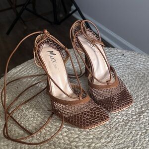 Mixx Shuz Brown Mesh Wrap Heels